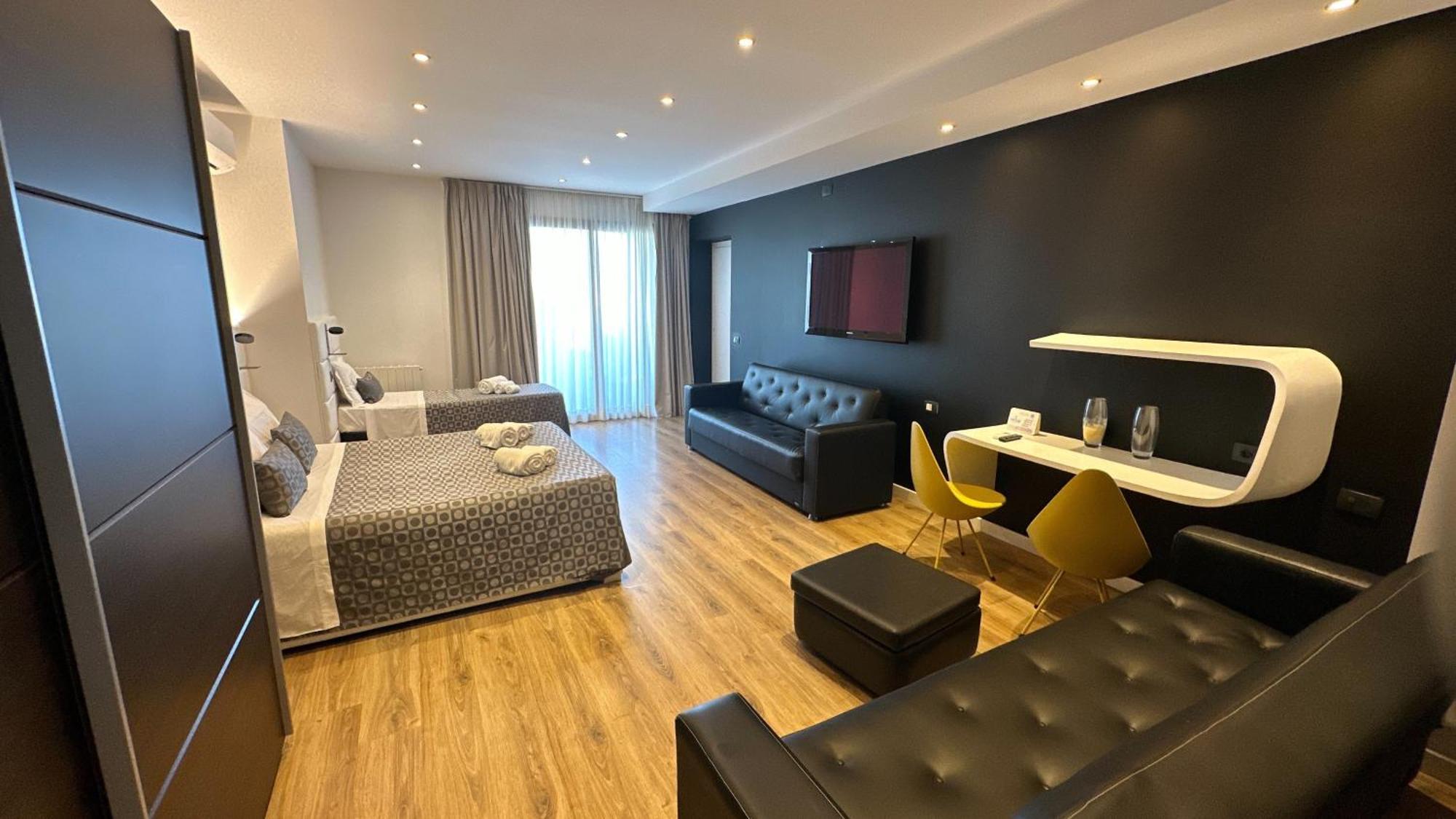 Ottomood B&B And Apartments Tremestieri Etneo 客房 照片